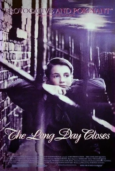  فیلم The Long Day Closes 1992