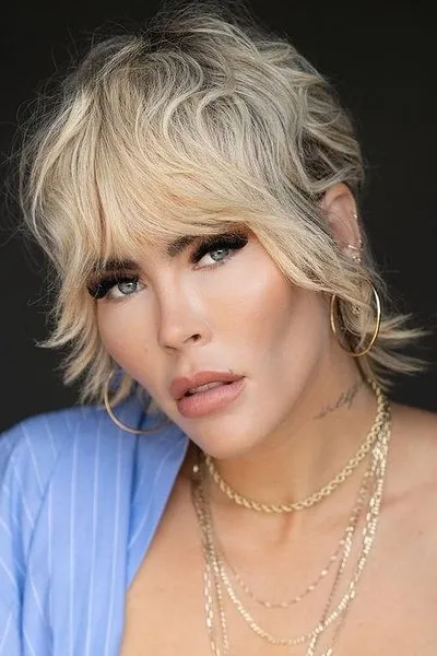 Leighanne Esperanzate