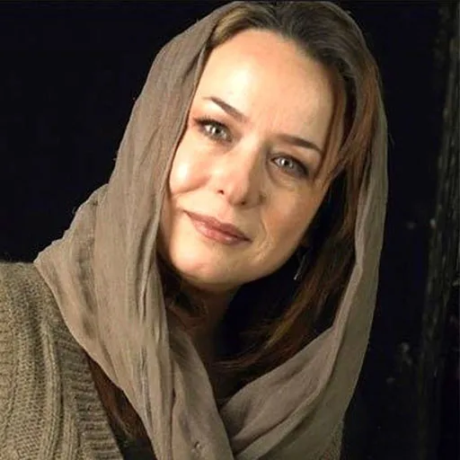 آزیتا حاجیان