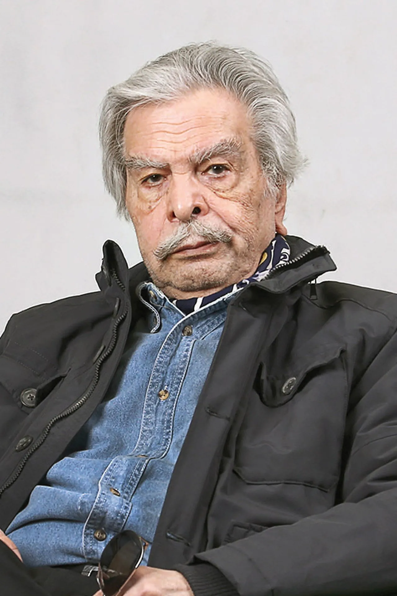 منوچهر اسماعیلی