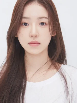 Kim Shi Kyung
